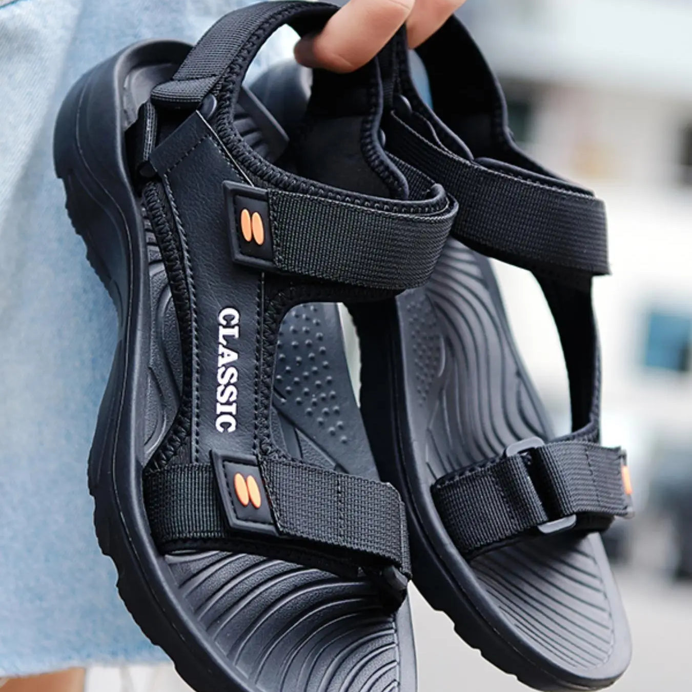 Men’s Adjustable Outdoor Sandals Lightweight Comfortable Summer Footwear