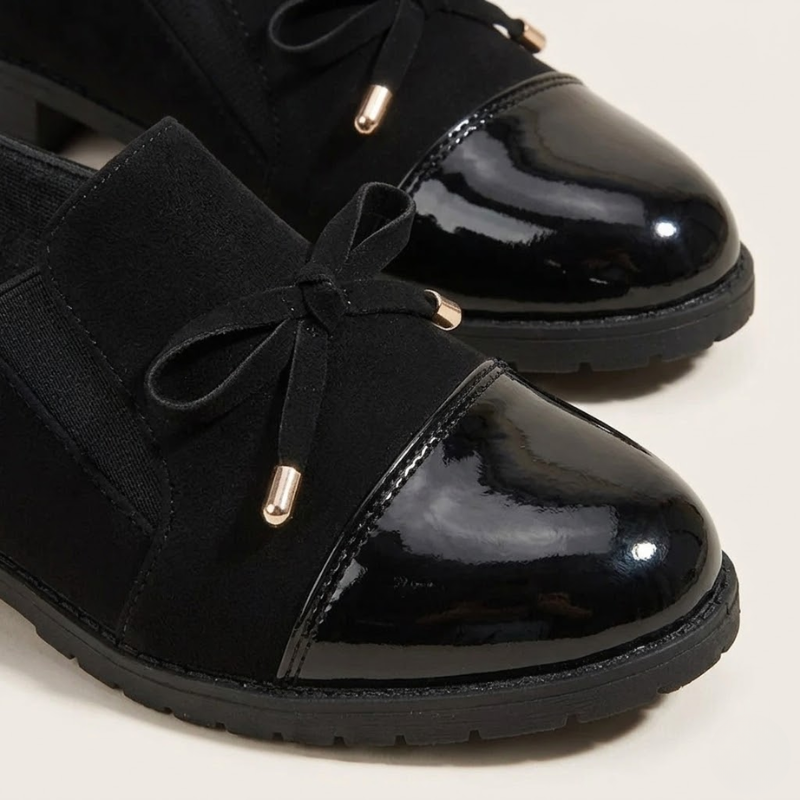 Women’s Moccasins with Low Heel – Elegant Bow Detail