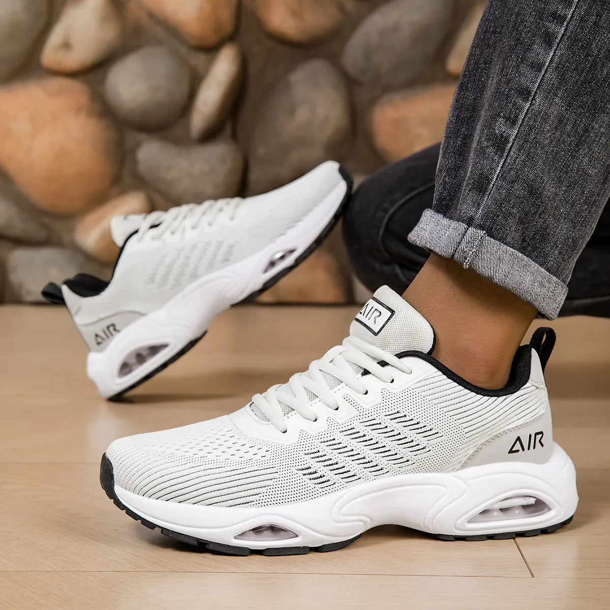 Men’s Running Shoes Lightweight Outdoor Sports Sneakers Comfortable Grip