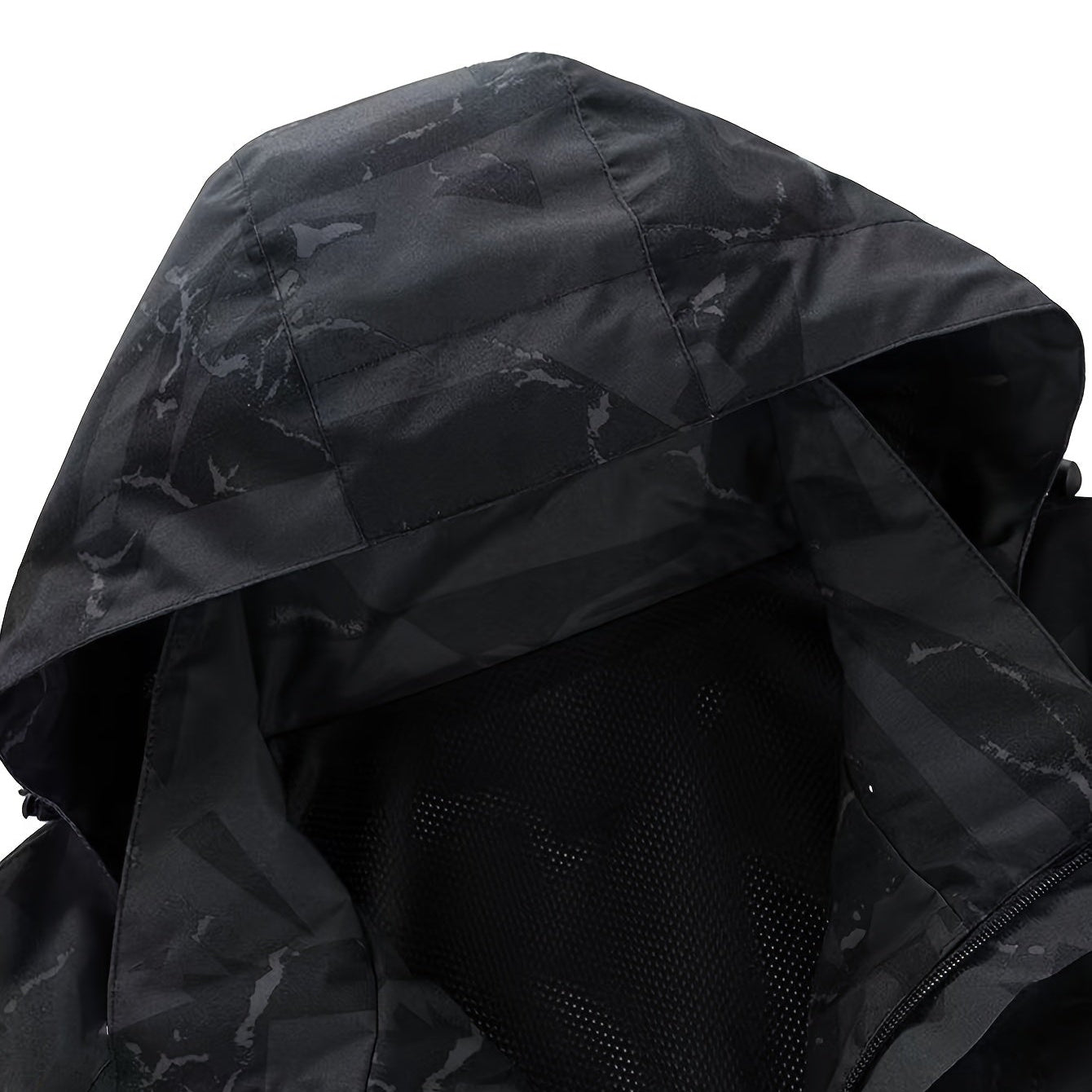 Men's Autumn Windproof Camouflage Hooded Jacket with Breathable Lining