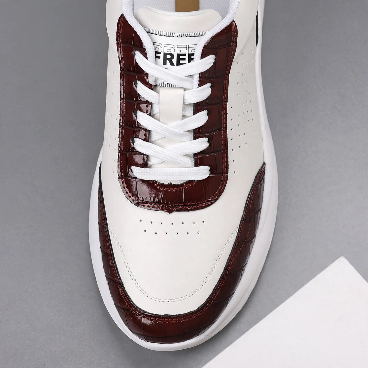 Men’s Casual Sneakers Lace Up Walking Shoes Everyday Footwear