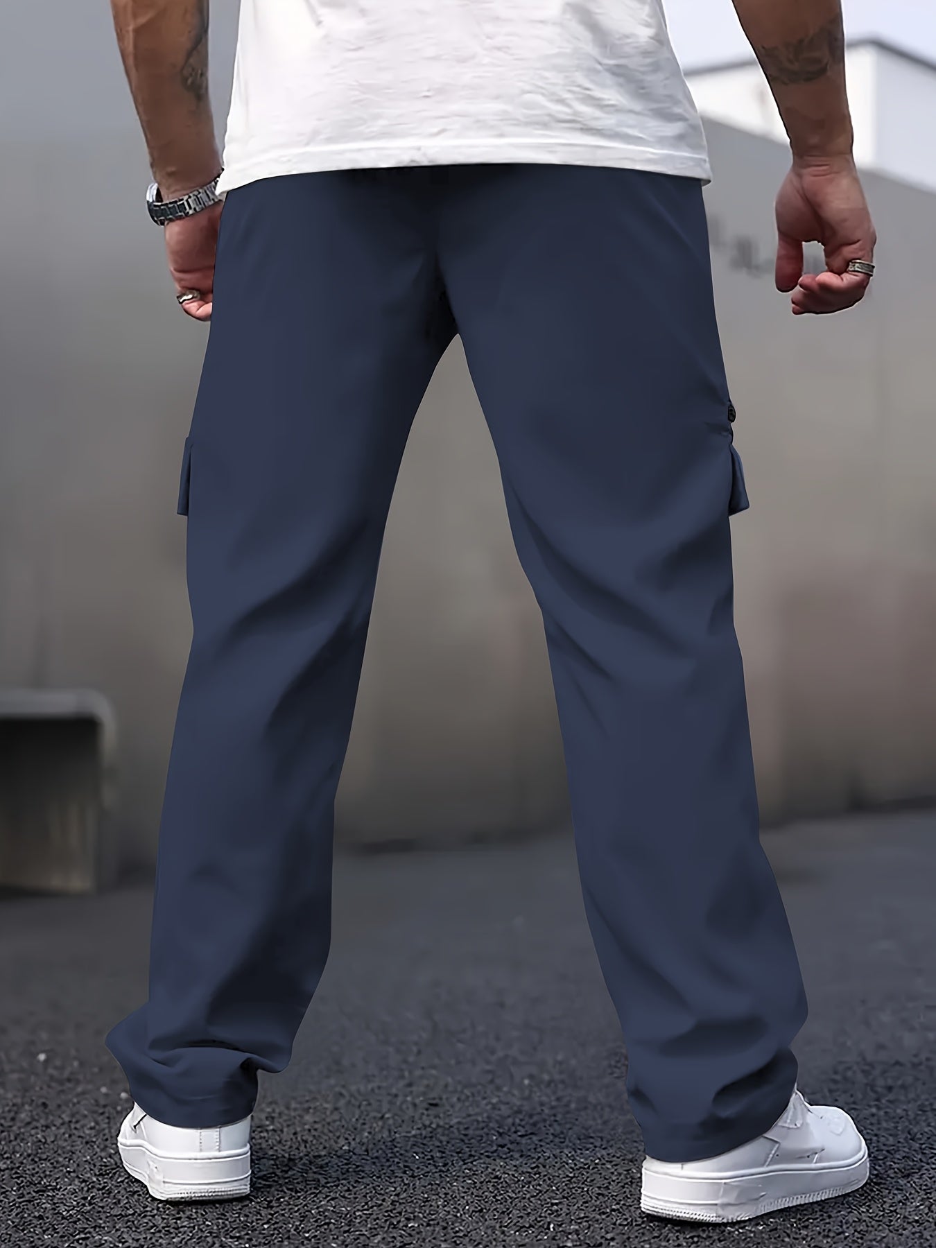 Men's Casual Cargo Trousers with Multi Pockets and Straight Leg Fit
