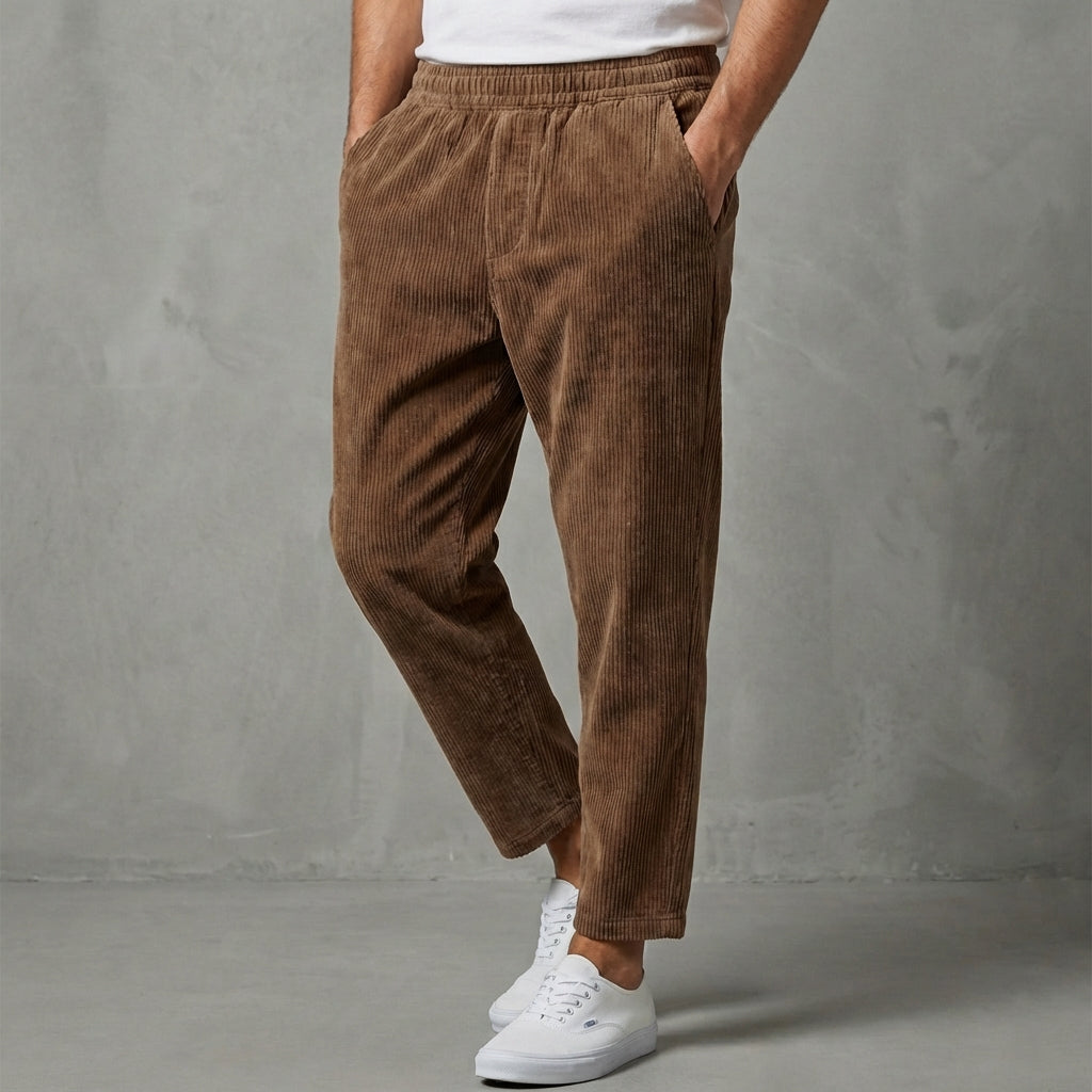 Men's Relaxed Tailored Summer Trousers with Tapered Silhouette