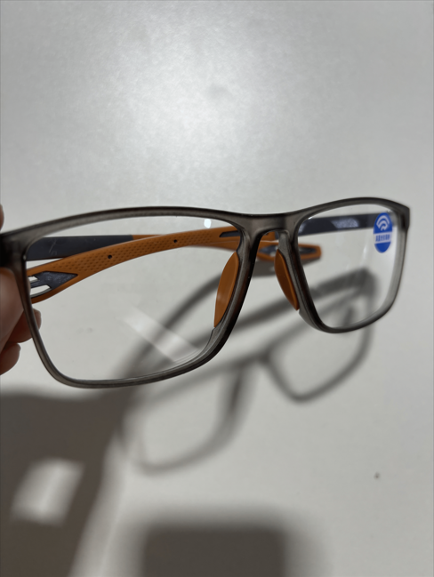 Ultralight Reading Glasses for Women & Men – Niman - Solorfit