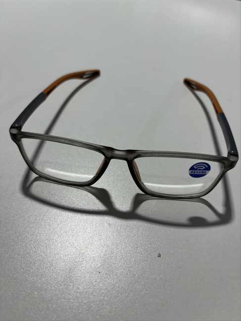 Ultralight Reading Glasses for Women & Men – Niman - Solorfit