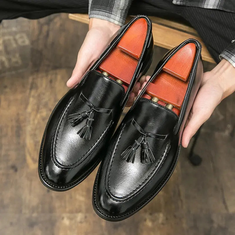 Nandy – Slip-On Leather Loafers for Men – Everyday Elegance and Comfort - Solorfit
