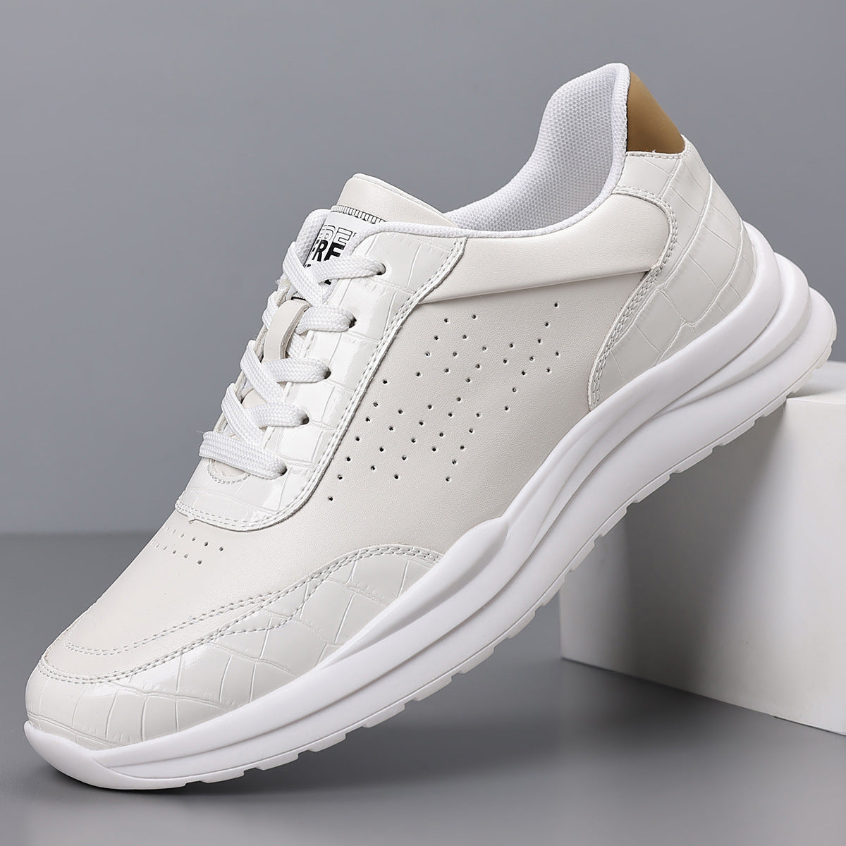 Men’s Casual Sneakers Lace Up Walking Shoes Everyday Footwear
