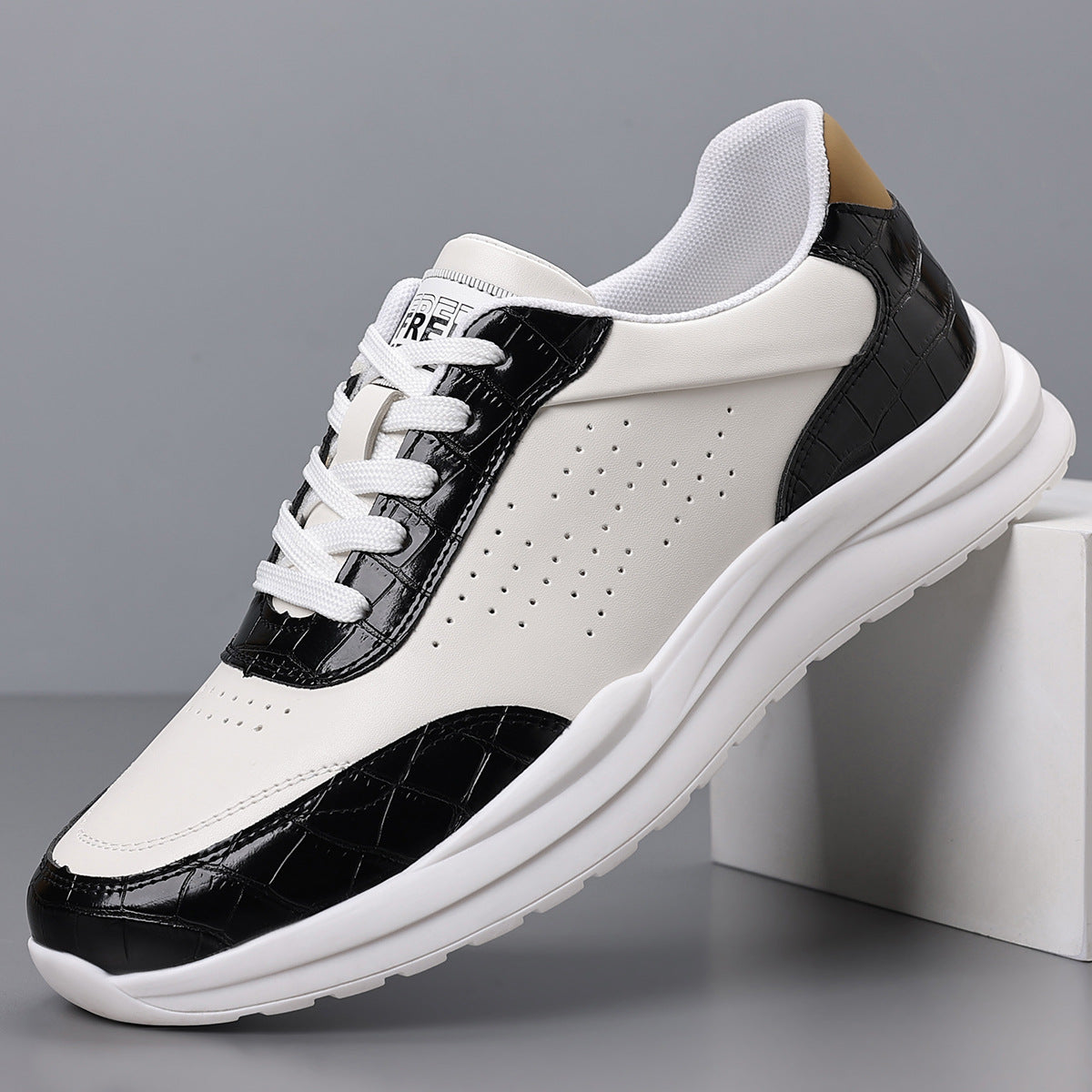 Men’s Casual Sneakers Lace Up Walking Shoes Everyday Footwear