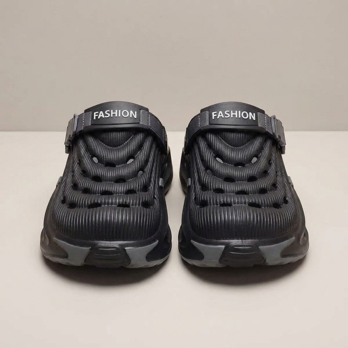 Unisex Clog Sandals Casual Slip On Outdoor Walking Shoes