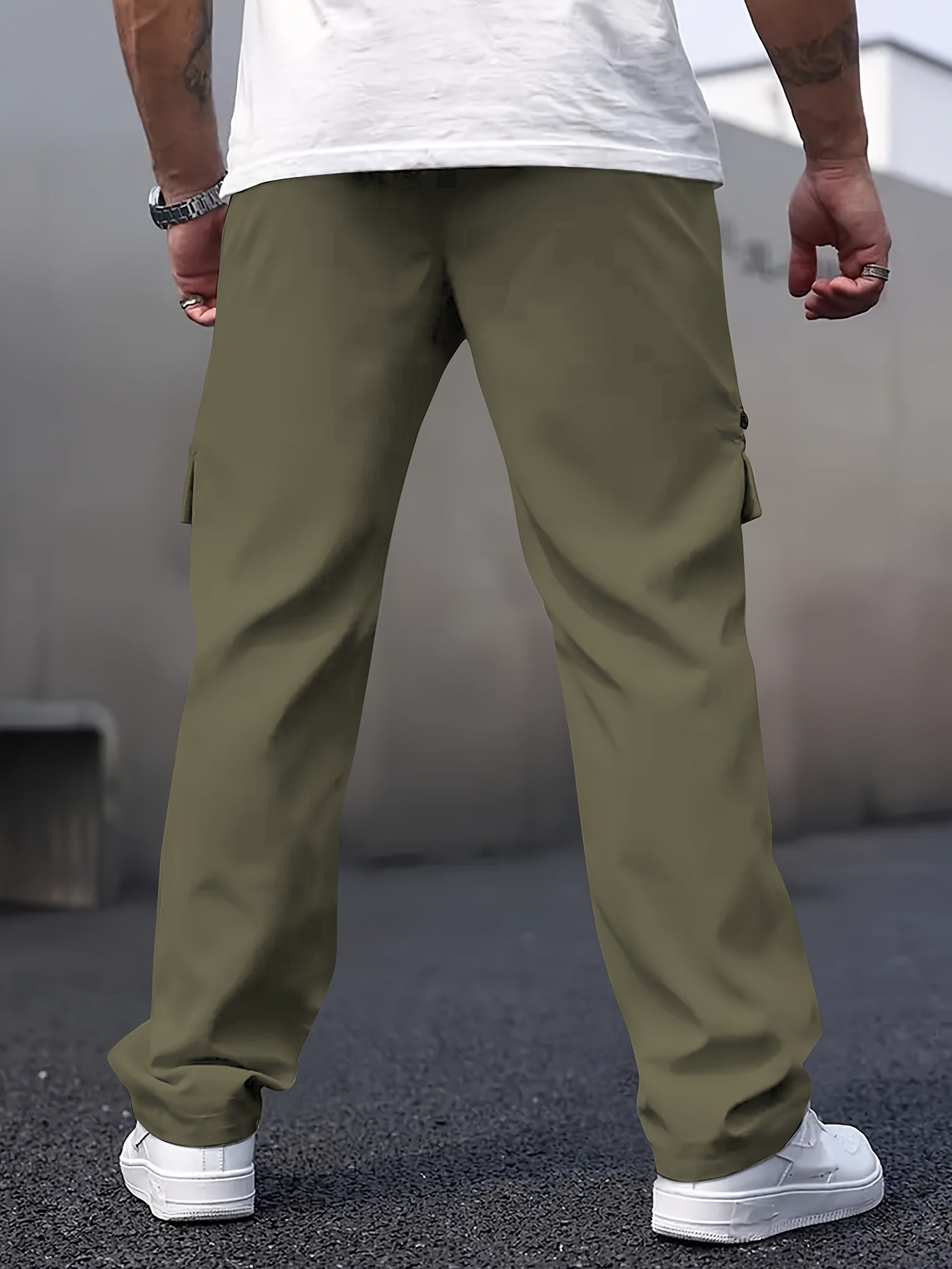Men's Casual Cargo Trousers with Multi Pockets and Straight Leg Fit