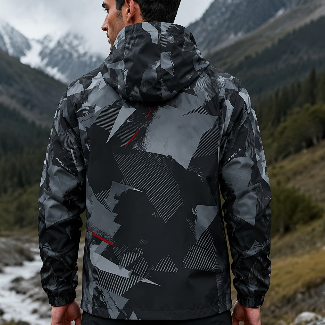 Men's Autumn Windproof Camouflage Hooded Jacket with Breathable Lining