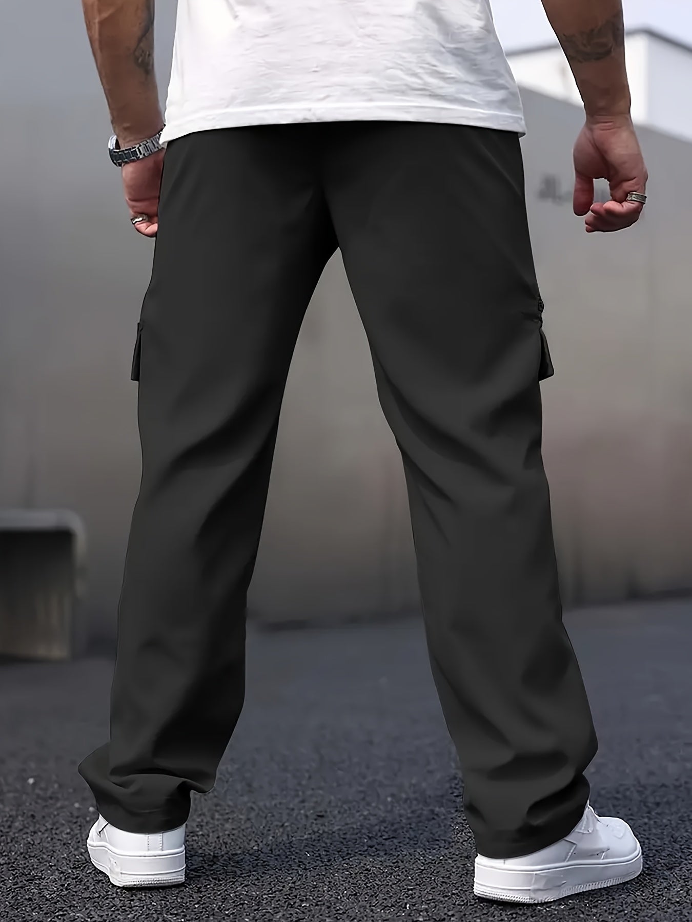 Men's Casual Cargo Trousers with Multi Pockets and Straight Leg Fit