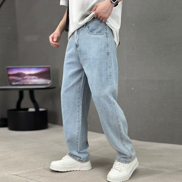 Men’s Loose Fit Straight Leg Jeans | Relaxed Full Length For Everyday Wear