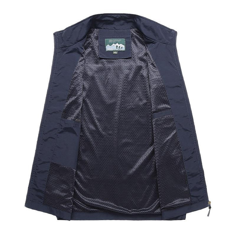 Men's lightweight utility vest for versatile layering