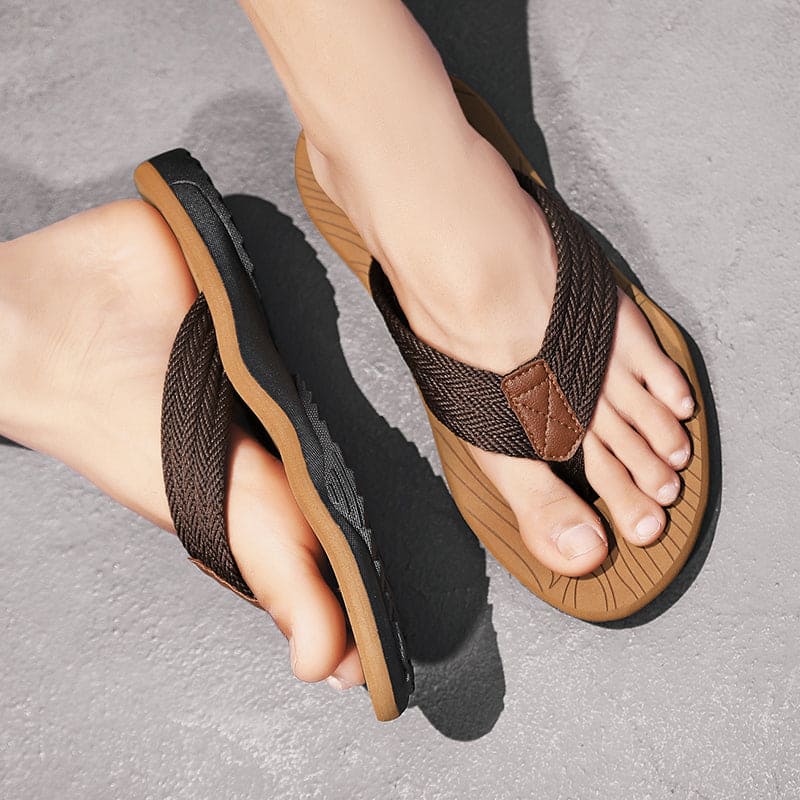 Men’s Flip Flops Comfort Outdoor Beach Sandals Non Slip Thong Slippers